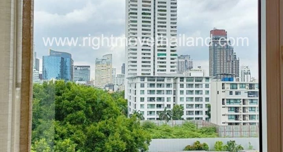 For sale 2 bedrooms condo in Watthana, Bangkok