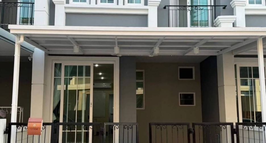 For rent 3 Beds townhouse in San Sai, Chiang Mai