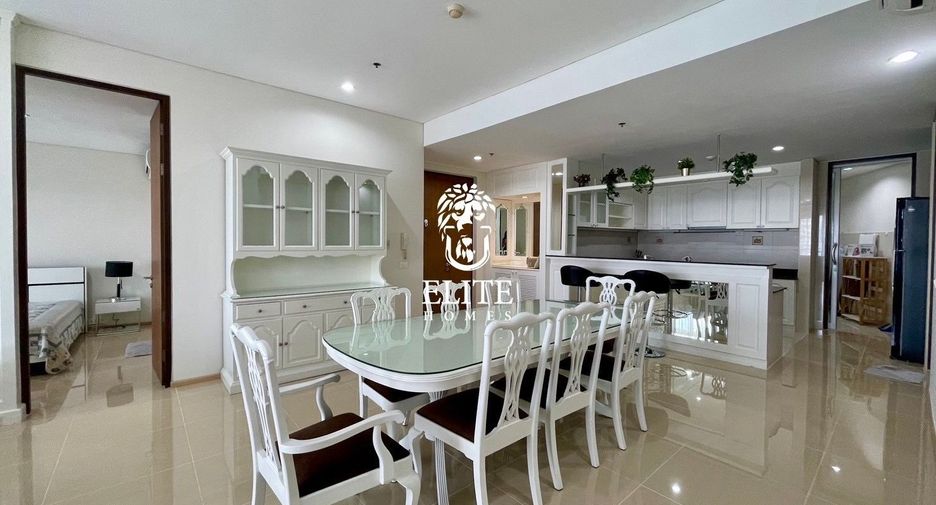 Wohnung zur Miete mit 3 Zimmer in Khlong Toei, Bangkok