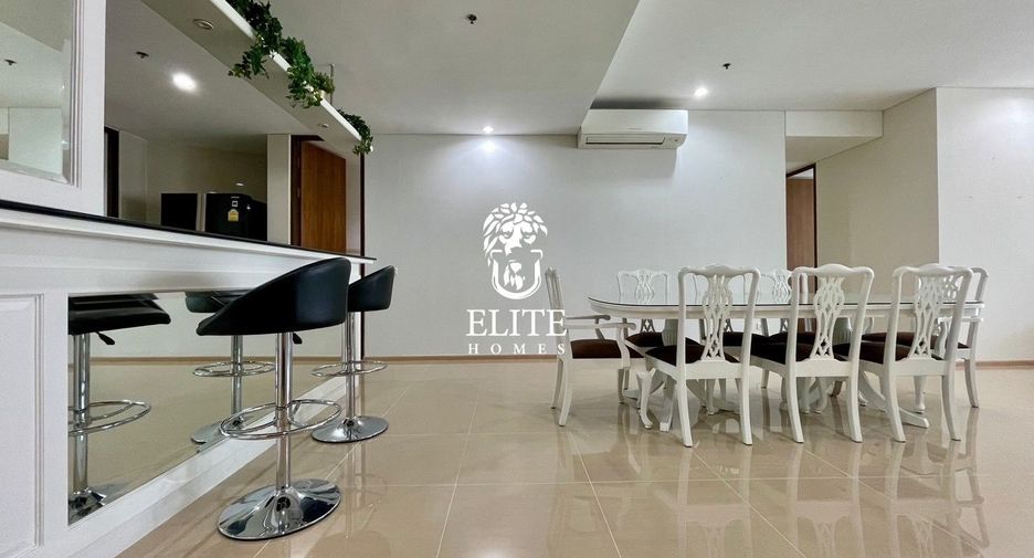 Wohnung zur Miete mit 3 Zimmer in Khlong Toei, Bangkok