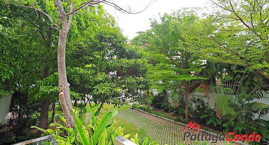 For rent 2 bed condo in Pratumnak, Pattaya