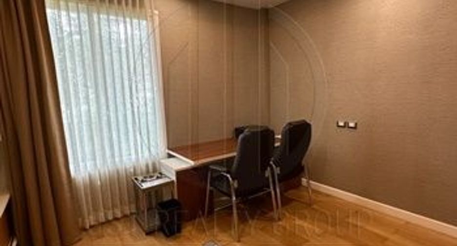 Haus zur Miete und zum Kauf mit 7 Zimmer in Bang Phli, Samut Prakan