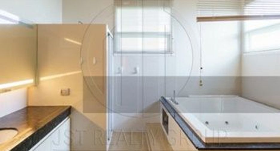 Haus zur Miete und zum Kauf mit 7 Zimmer in Bang Phli, Samut Prakan