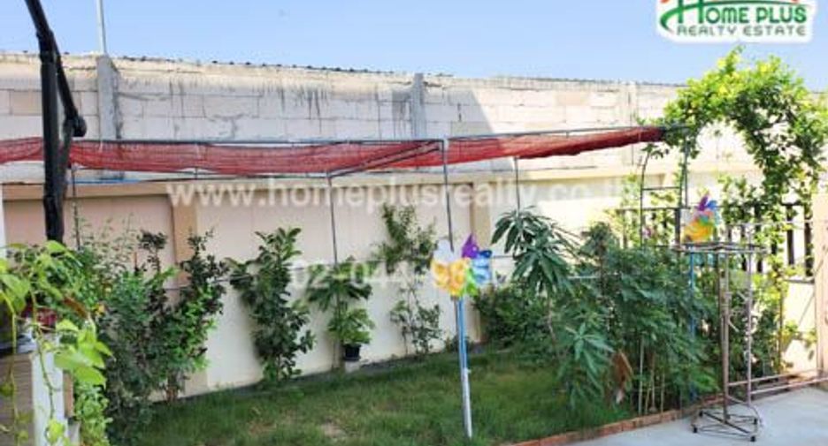 For sale 2 bedrooms townhouse in Lat Lum Kaeo, Pathum Thani
