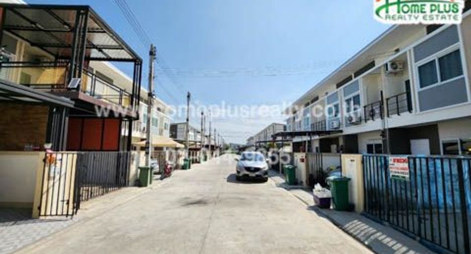 For sale 2 bedrooms townhouse in Lat Lum Kaeo, Pathum Thani
