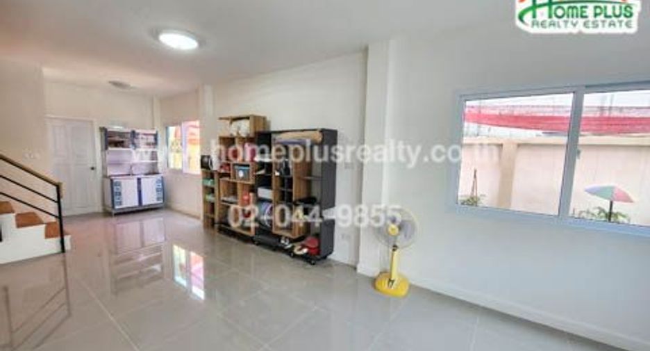 For sale 2 bedrooms townhouse in Lat Lum Kaeo, Pathum Thani