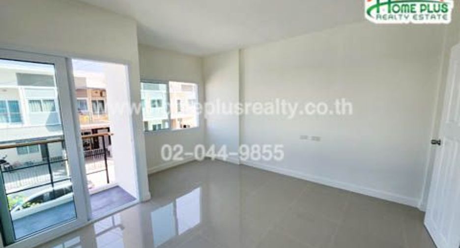 For sale 2 bedrooms townhouse in Lat Lum Kaeo, Pathum Thani