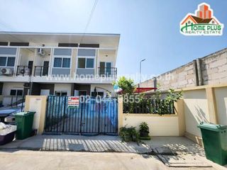 For sale 2 Beds townhouse in Lat Lum Kaeo, Pathum Thani