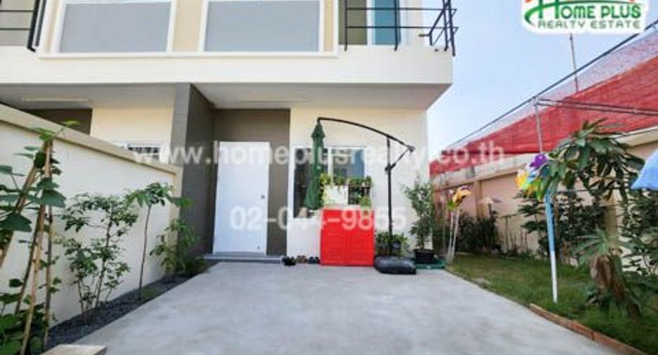 For sale 2 bedrooms townhouse in Lat Lum Kaeo, Pathum Thani