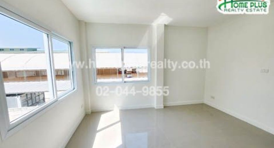 For sale 2 bedrooms townhouse in Lat Lum Kaeo, Pathum Thani