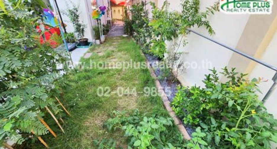 For sale 2 bedrooms townhouse in Lat Lum Kaeo, Pathum Thani