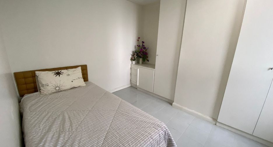 For rent and for sale 2 bedrooms condo in Watthana, Bangkok