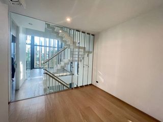 Casa adosada en alquiler de 3 habitaciones en Phra Khanong, Bangkok