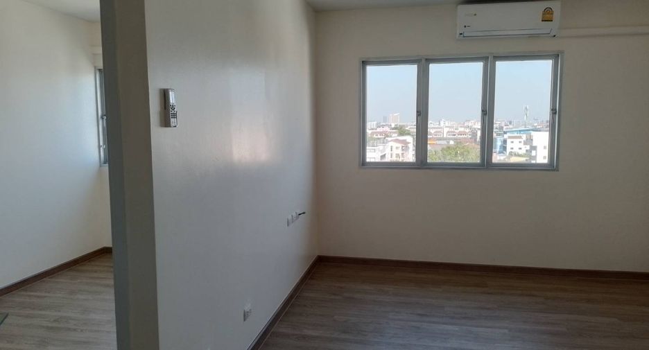 For sale 2 Beds condo in Lat Phrao, Bangkok