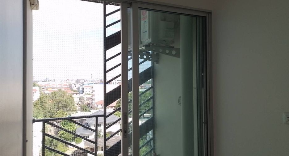 For sale 2 Beds condo in Lat Phrao, Bangkok