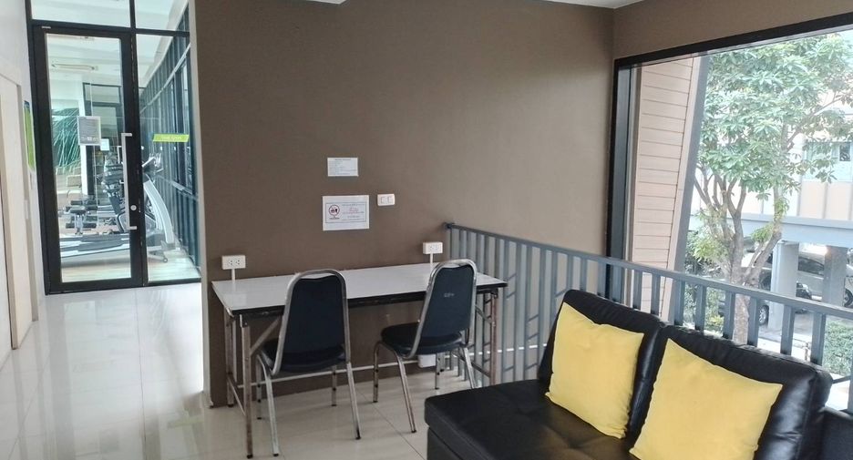For sale 2 Beds condo in Lat Phrao, Bangkok