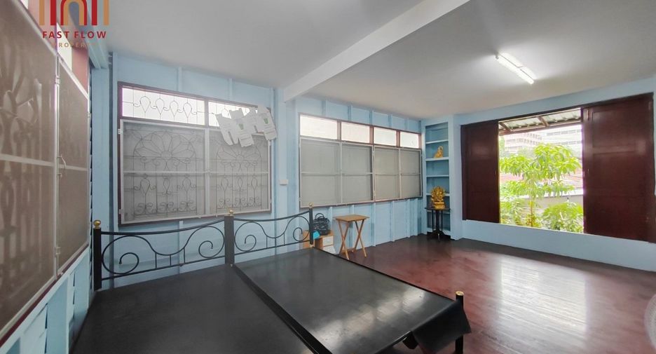 À vendre 4 chambres maison à Bang Sue, Bangkok