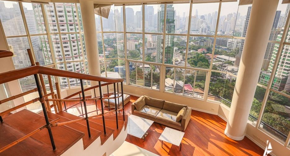 For rent and for sale 3 bedrooms condo in Watthana, Bangkok