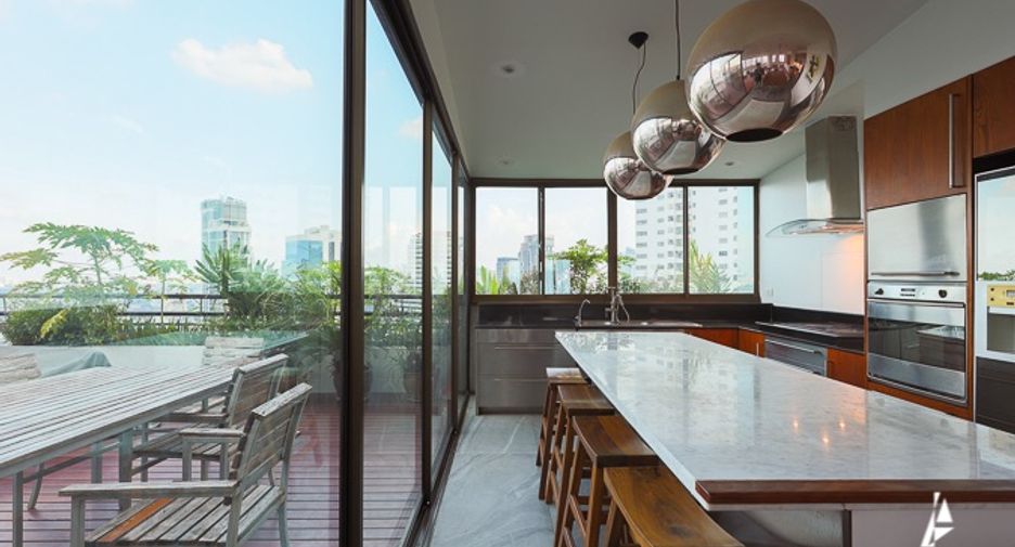 For rent and for sale 3 bedrooms condo in Watthana, Bangkok