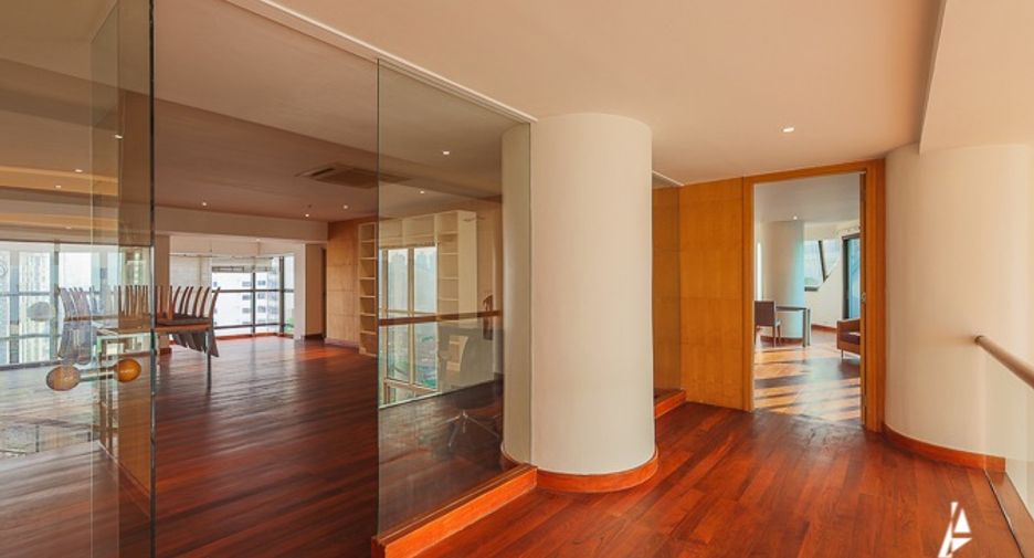 For rent and for sale 3 bedrooms condo in Watthana, Bangkok