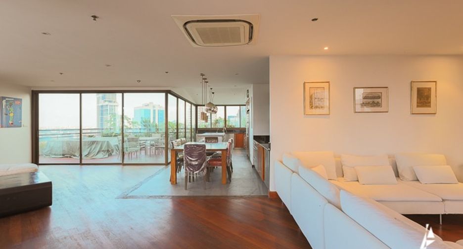 For rent and for sale 3 bedrooms condo in Watthana, Bangkok
