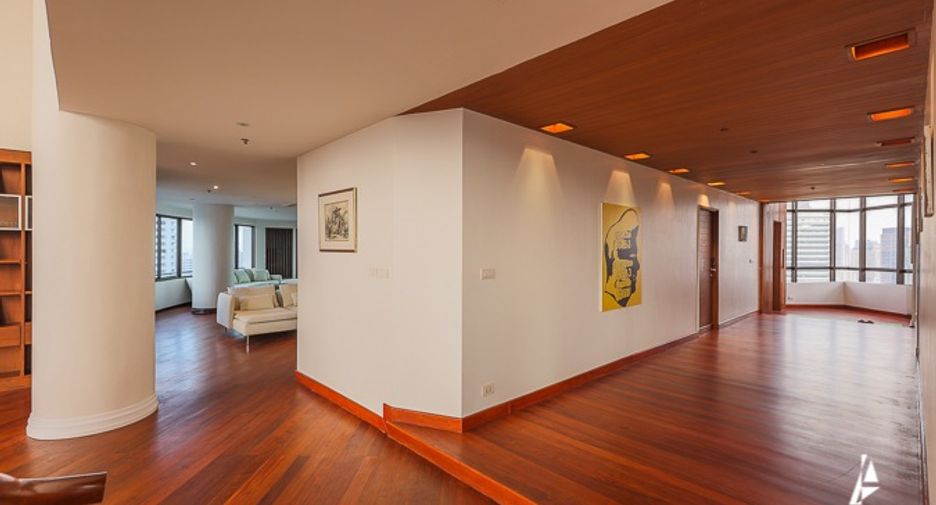 For rent and for sale 3 bedrooms condo in Watthana, Bangkok