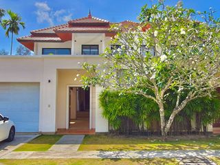 For sale 4 ベッドルーム townhouse in Thalang, Phuket
