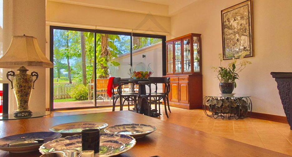 For sale 4 bedrooms townhouse in Thalang, Phuket