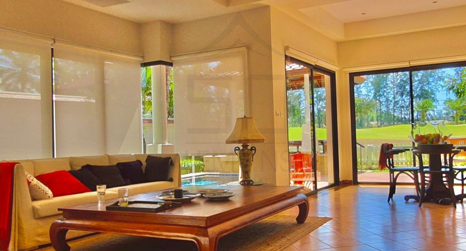For sale 4 bedrooms townhouse in Thalang, Phuket