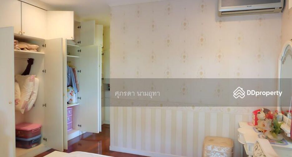 Casa en venta de 4 habitaciones en Bang Khen, Bangkok
