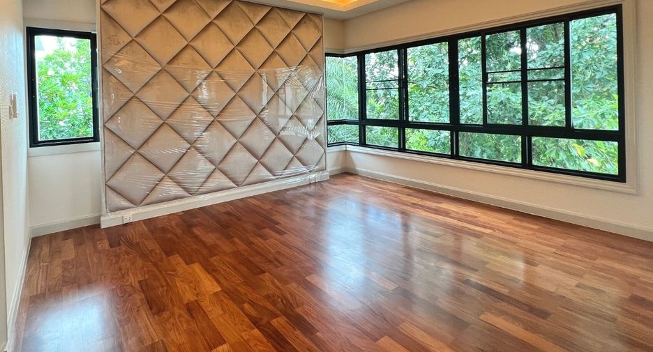 Haus zum Kauf mit 4 Zimmer in Mueang Nonthaburi, Nonthaburi