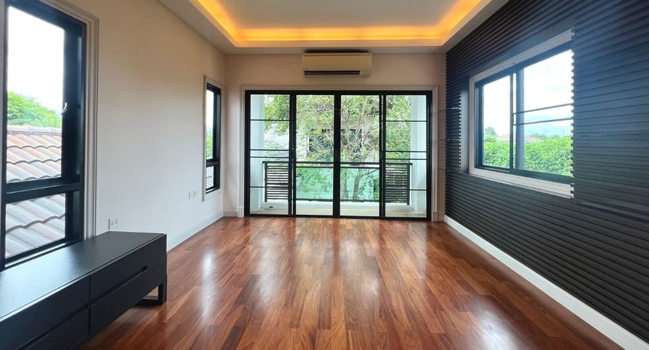 Haus zum Kauf mit 4 Zimmer in Mueang Nonthaburi, Nonthaburi