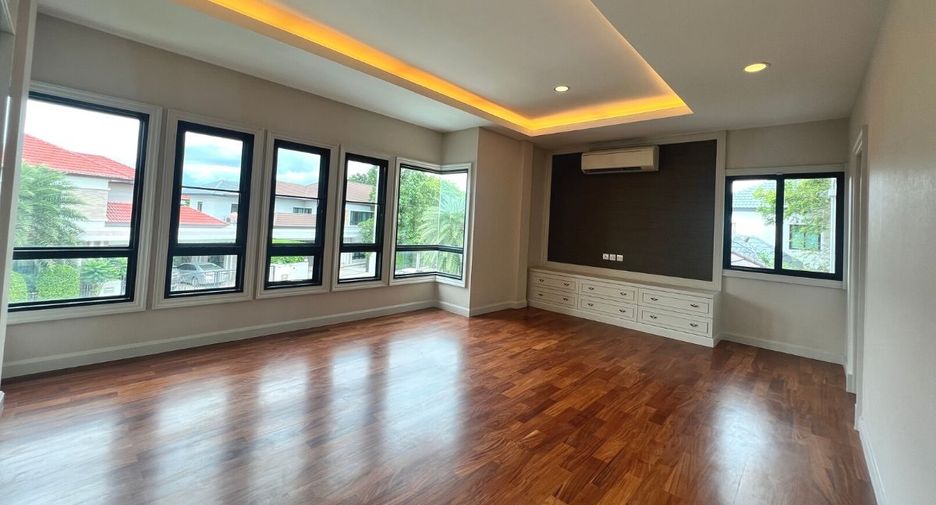 Haus zum Kauf mit 4 Zimmer in Mueang Nonthaburi, Nonthaburi