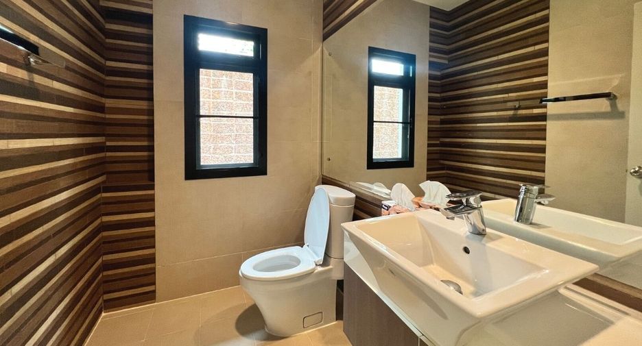 Haus zum Kauf mit 4 Zimmer in Mueang Nonthaburi, Nonthaburi