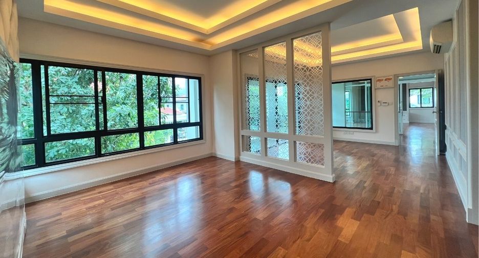 Haus zum Kauf mit 4 Zimmer in Mueang Nonthaburi, Nonthaburi