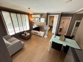 For rent 2 bed condo in Pom Prap Sattru Phai, Bangkok