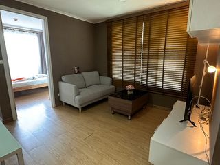 For rent 2 bed condo in Pom Prap Sattru Phai, Bangkok