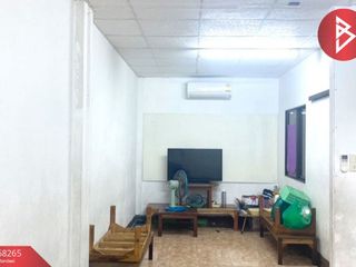 For sale 2 bed townhouse in Mueang Phrae, Phrae