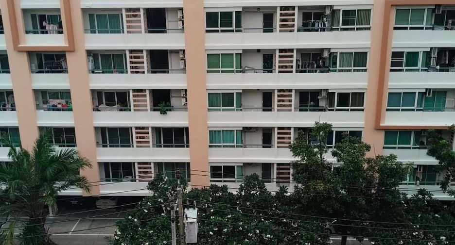 Condo en alquiler de 1 habitaciones en Huai Khwang, Bangkok