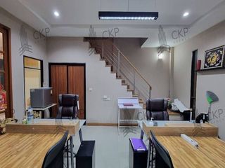 For sale 4 Beds office in Phra Pradaeng, Samut Prakan