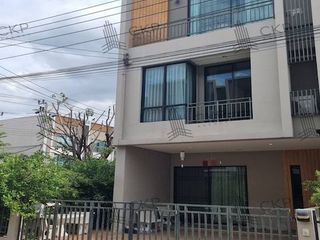 For sale 4 Beds office in Phra Pradaeng, Samut Prakan