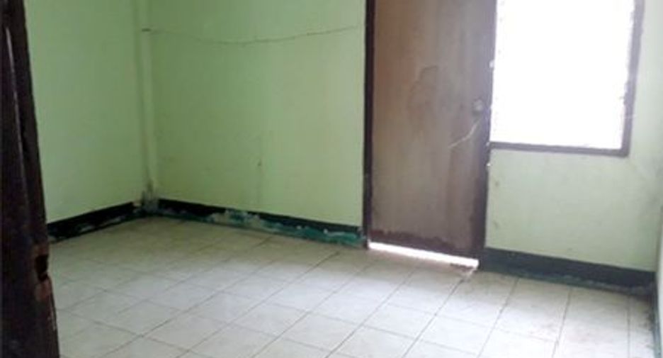 For sale 4 bedrooms townhouse in Sam Roi Yot, Prachuap Khiri Khan