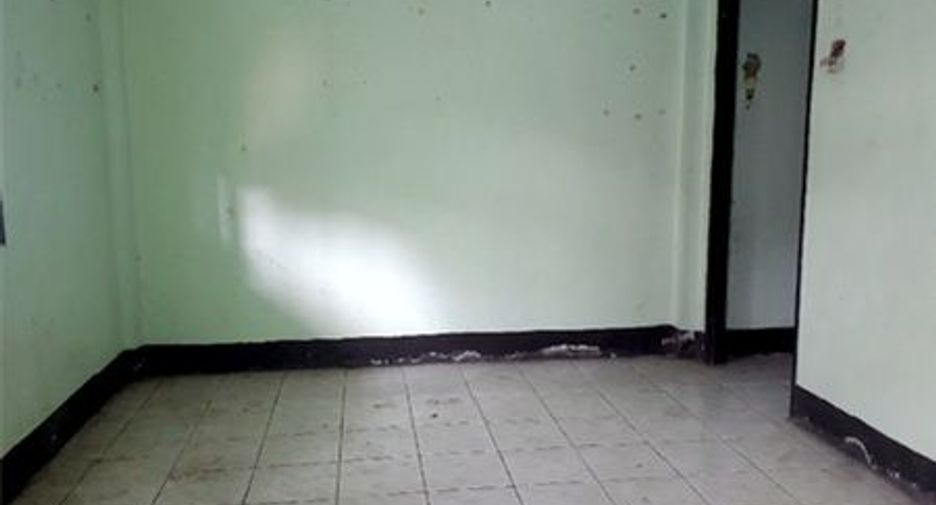 For sale 4 bedrooms townhouse in Sam Roi Yot, Prachuap Khiri Khan