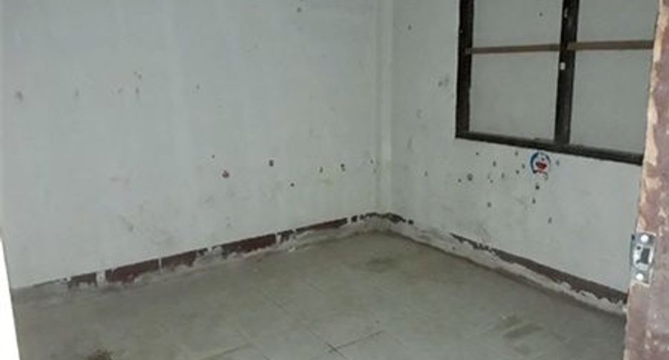 For sale 4 bedrooms townhouse in Sam Roi Yot, Prachuap Khiri Khan