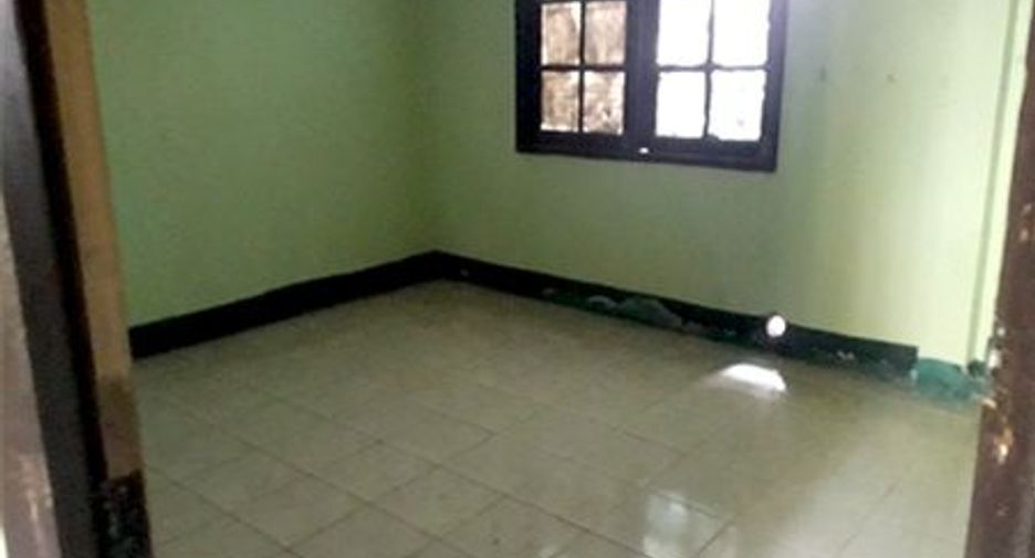 For sale 4 bedrooms townhouse in Sam Roi Yot, Prachuap Khiri Khan
