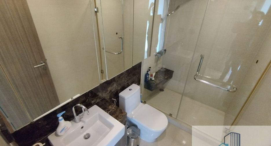 À vendre 3 chambres condo à Watthana, Bangkok