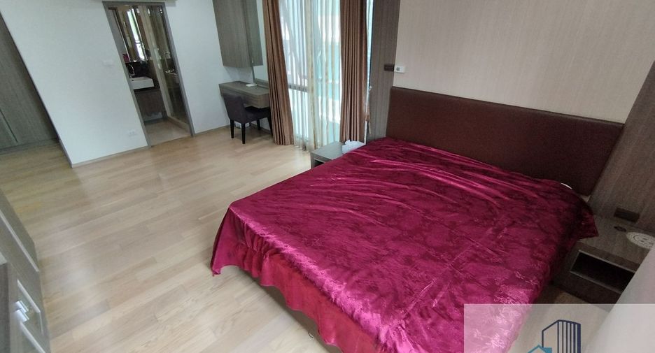 À vendre 3 chambres condo à Watthana, Bangkok