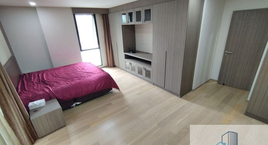 À vendre 3 chambres condo à Watthana, Bangkok