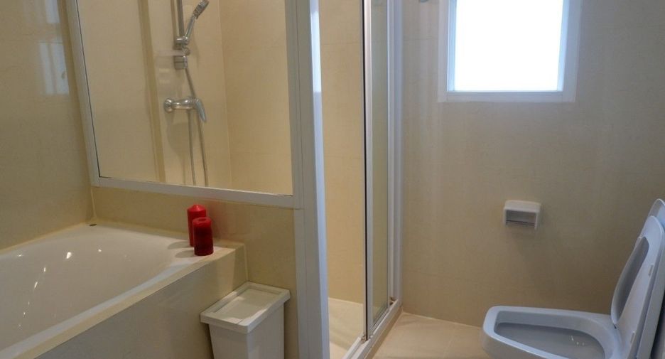 Condo en alquiler y en venta de 2 habitaciones en Watthana, Bangkok