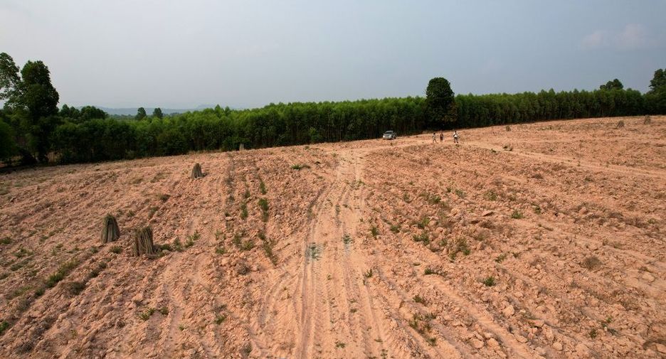 À vendre terrain à Mueang Sa Kaeo, Sa Kaeo